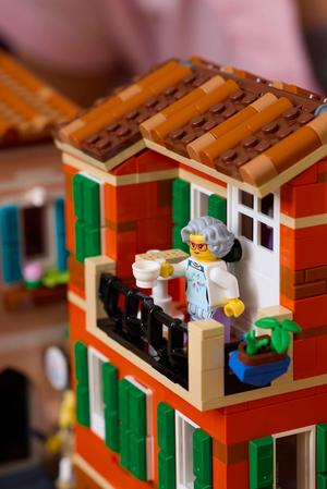 LEGO 21359 Die Italienische Riviera