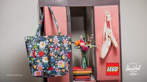 LEGO 5009281 Herschel Retreat Tote - Blumengarten