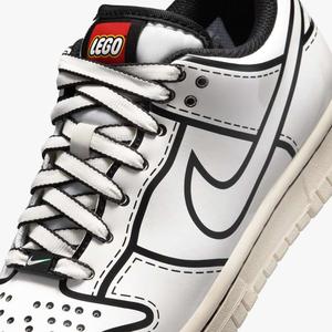 LEGO 5009950 Nike Dunk Low x LEGO Collection - Sneakers für ältere Kinder