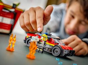 LEGO 60473 Der City Turm