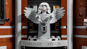 LEGO 76300 Arkham Asylum