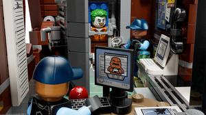 LEGO 76300 Arkham Asylum