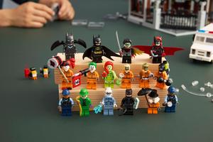 LEGO 76300 Arkham Asylum