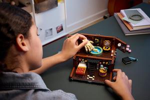 LEGO 76785 Die Wohnung des Eiskalten Händchens